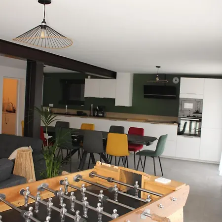Maison Familiale Et Groupes Vila
